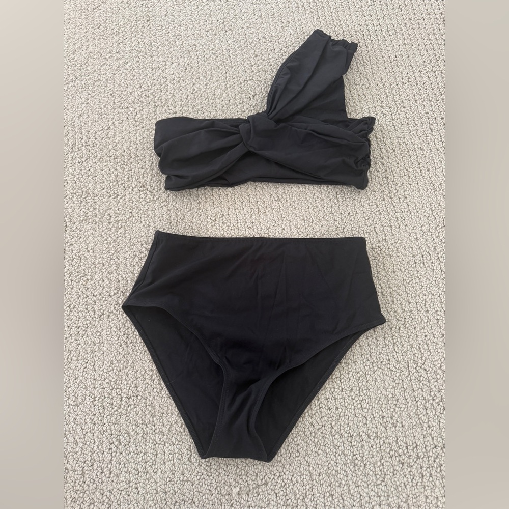 A.L.C. Elegant Black Swimwear